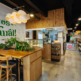 Natural Blume Drei Linear Pendant by Traum in Restaurant
