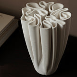 Dedali Vase By Ferm Living - Lifestyle View12