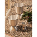 Hourglass Pot lifestyle view 1