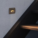 Luna 12V Step Light