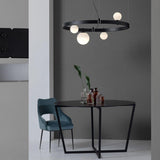 Stant Suspension in living room