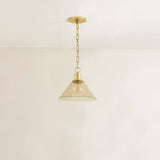 Anniebee Pendant lifestyle