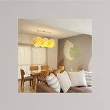 Natural Blume Drei Linear Pendant by Traum