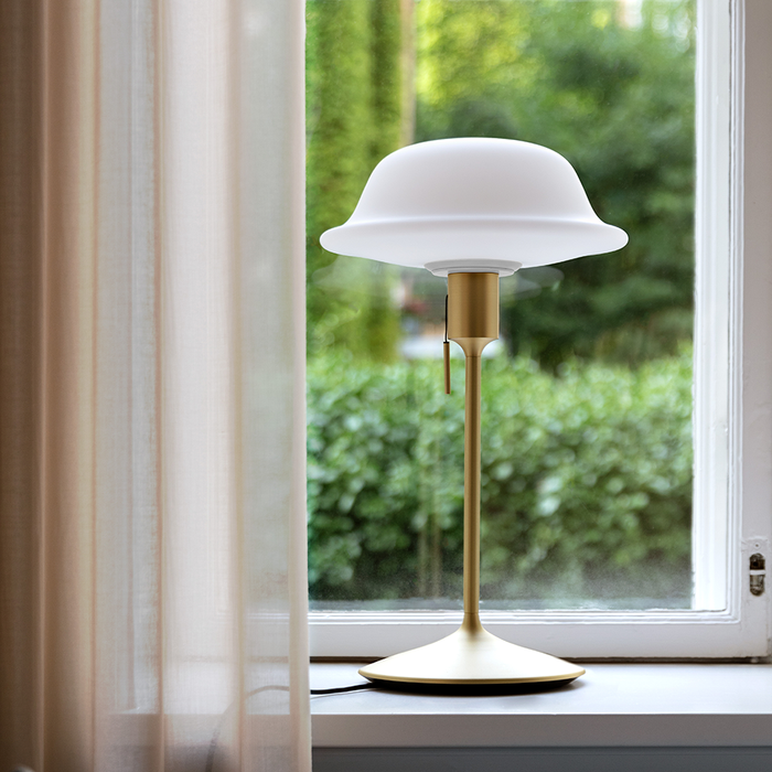 Butler Table Lamp With Light By Umage Lifestyle View1