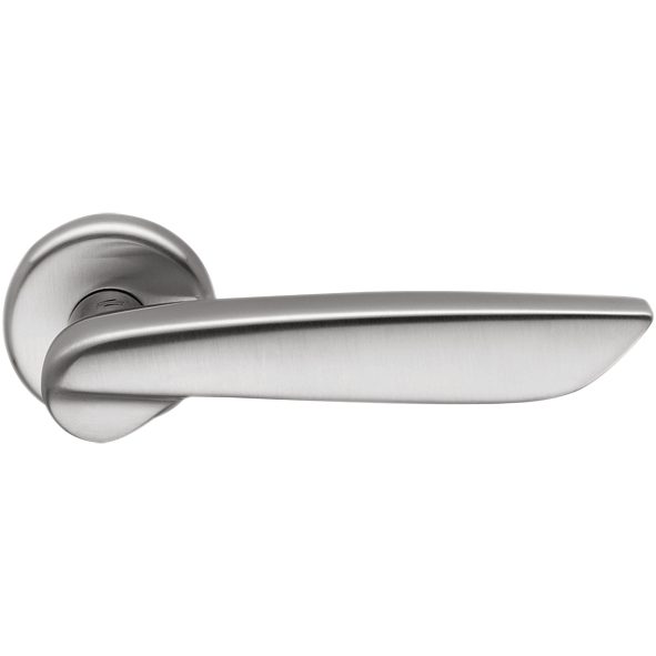 Daytona Door Lever in Satin Chrome by Colombo Design
