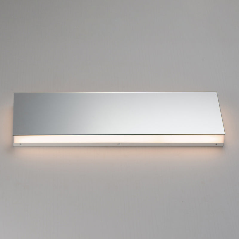 Embosse Vanity Light Polished Chrome By ET2 With Light