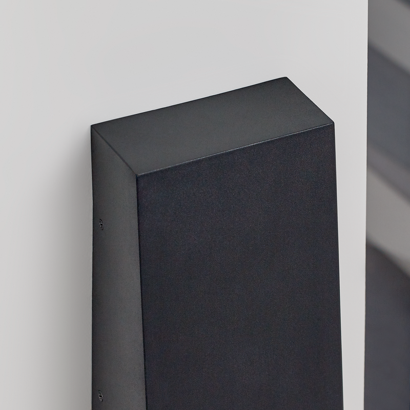 Kakadu Outdoor Wall Lantern Large By Visual Comfort Studio - Lifestyle View9