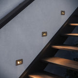 Luna 12V Step Light