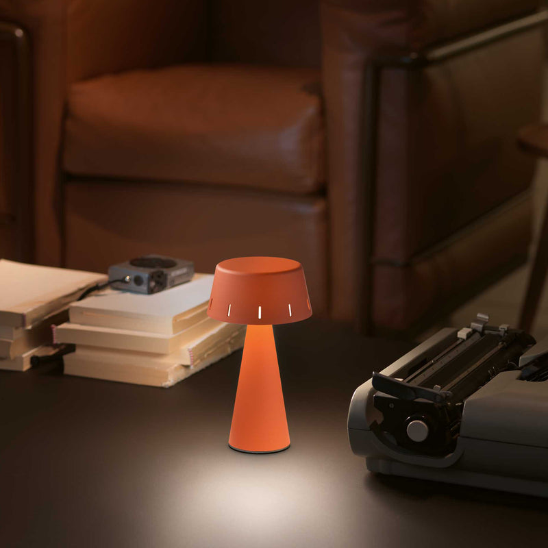Maka Portable Table Lamp By OLEV Inside View