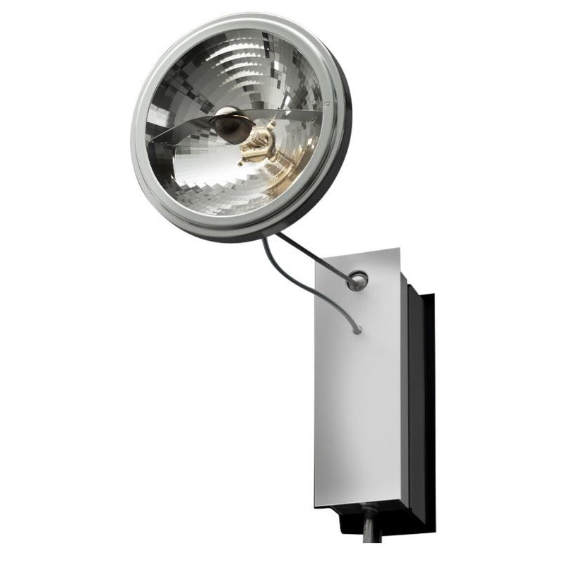 Use Me W Wall Lamp
