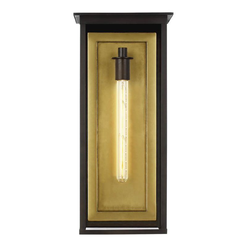Freeport X-Large Outdoor Wall Lantern by Chapman & Myers