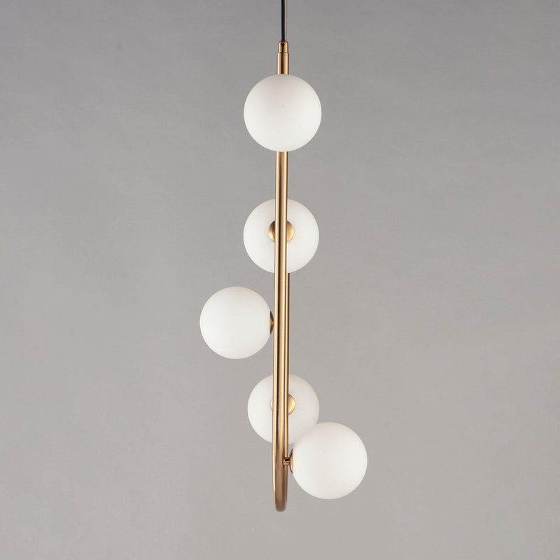 5 Light-Heritage Contour Pendant by Studio M