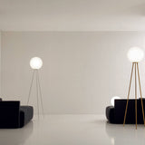 Pallatre Floor Lamp - Product Shot 2