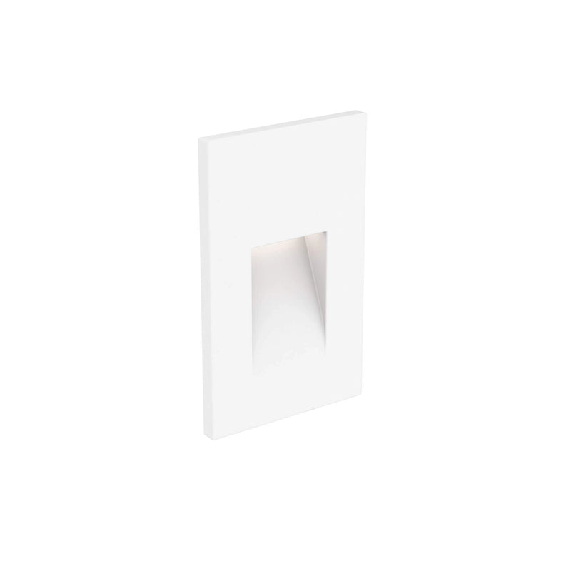 Echo Recessed Vertical Step Light - White